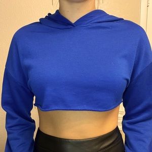 Cropped blue hoodie